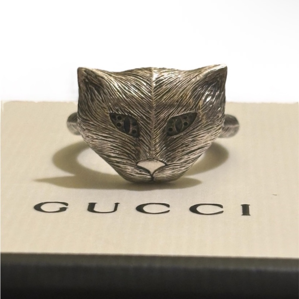 Gucci EUC Cat Ring Authentic Garden Cat
Feline Head 925 Sterling Silver